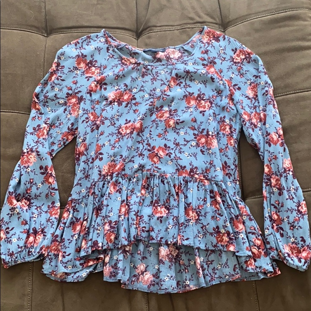 Women’s American Eagle Outfitters med floral top